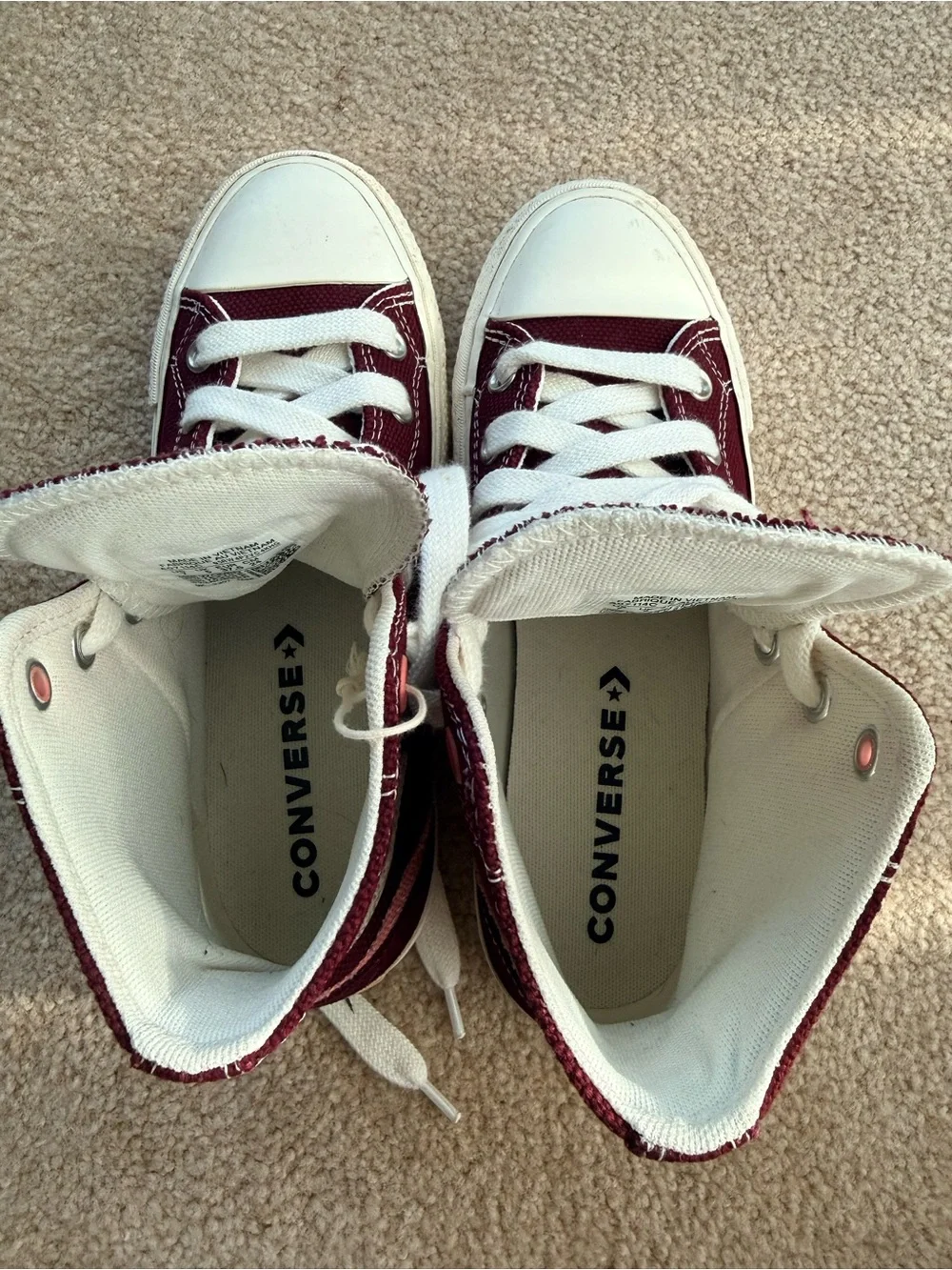 Converse Chuck Taylor All Star High Top Sneakers - Women’s Size 7